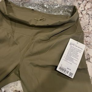 Lululemon wunder train HR crop 23”